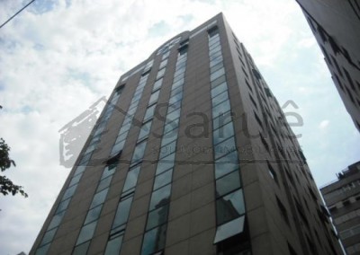 Ótima Sala Comercial para locação nos Jardins, 34m², 2 salas com forro, luminárias e piso frio, vaga e segurança 24 horas, junto ao Metrô. R$ 1.800,00